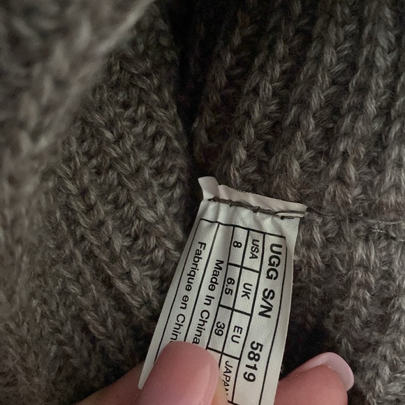 Knit Uggs - Picture 3 of 4
